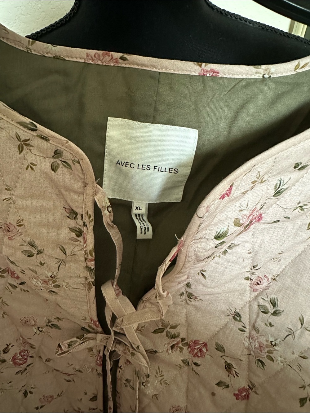 Avec Les Filles Quilted Floral Tie-Front Jacket - Light Pink. Size X-Large. NWT - Picture 5 of 13